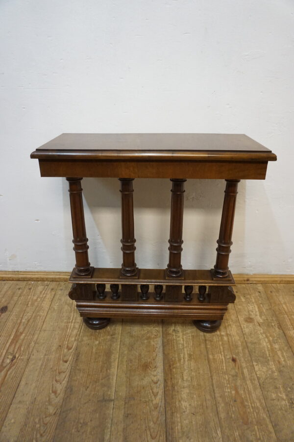 ZGRABNA KONSOLA PRZYŚCIENNA ORZECH EKLEKTYCZNA