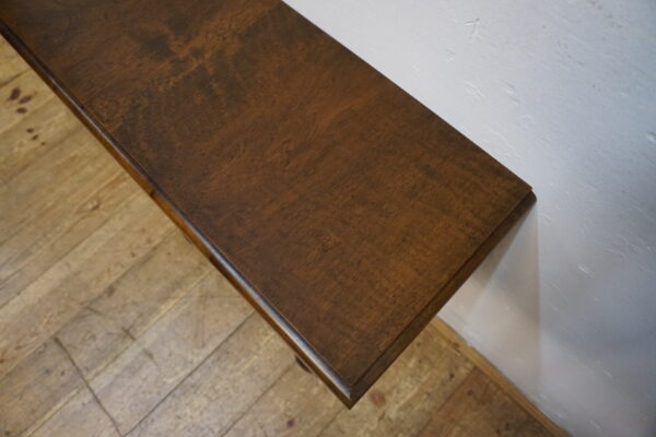 ZGRABNA KONSOLA PRZYŚCIENNA ORZECH EKLEKTYCZNA