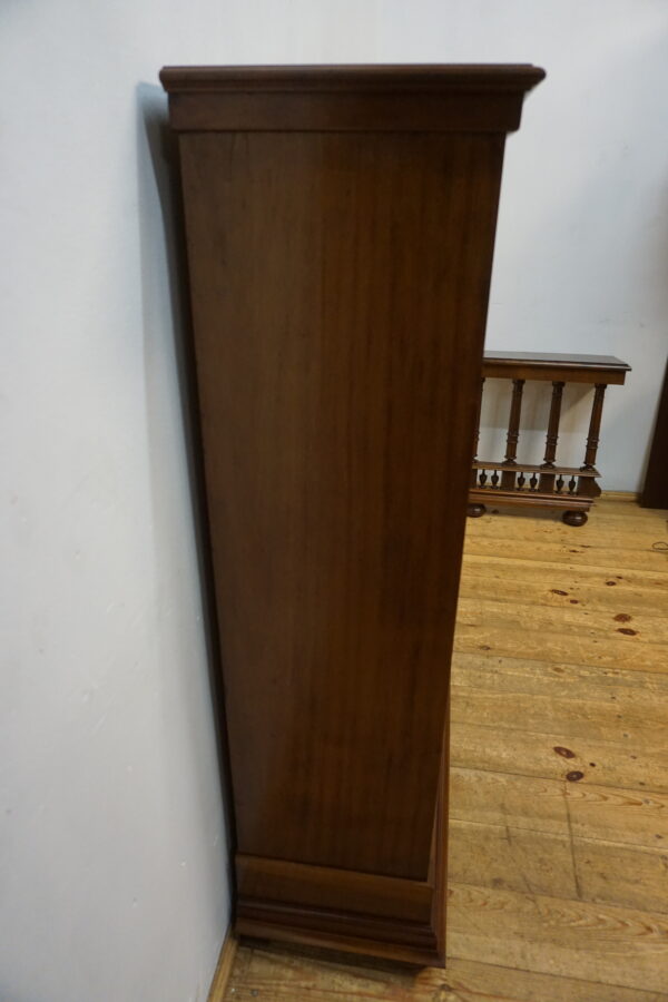 DEKORACYJNY ZGRABNY REGAŁ KOMODA