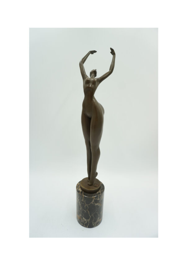 FIGURA Z BRĄZU NOWOCZESNA TANCERKA MODERNISTYCZNA