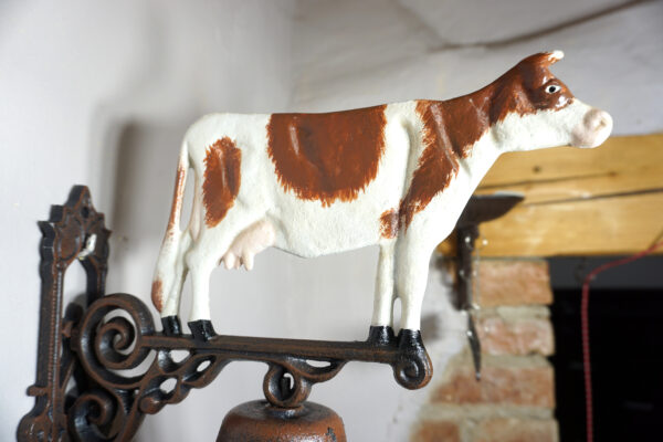 PIĘKNY ŻELIWNY DZWON DZWONECZEK KROWA