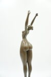 FIGURA Z BRĄZU NOWOCZESNA TANCERKA MODERNISTYCZNA