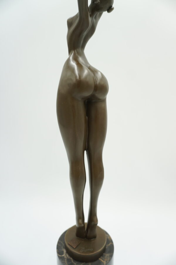 FIGURA Z BRĄZU NOWOCZESNA TANCERKA MODERNISTYCZNA