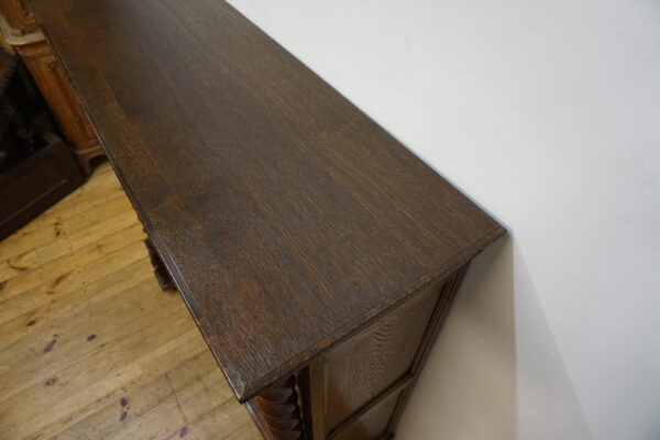 PODRĘCZNA BIBLIOTECZKA NEORENESANS FRANCJA SPIRALNE KOLUMNY