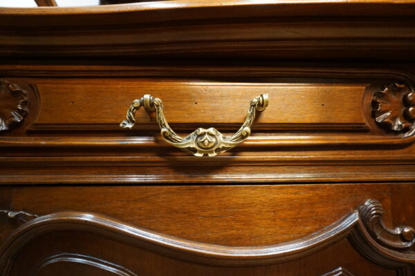 STARY KREDENS LUDWIK ROCAILLE MAHOŃ Z PRZESZKLENIEM