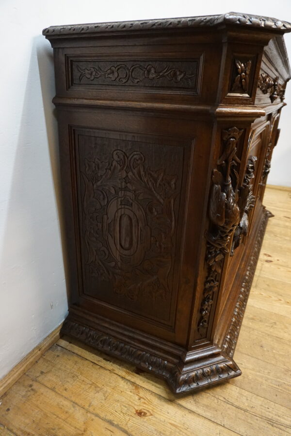 STARA MYŚLIWSKA KOMODA NEORENESANS FRANCJA BOGATO RZEŹBIONA