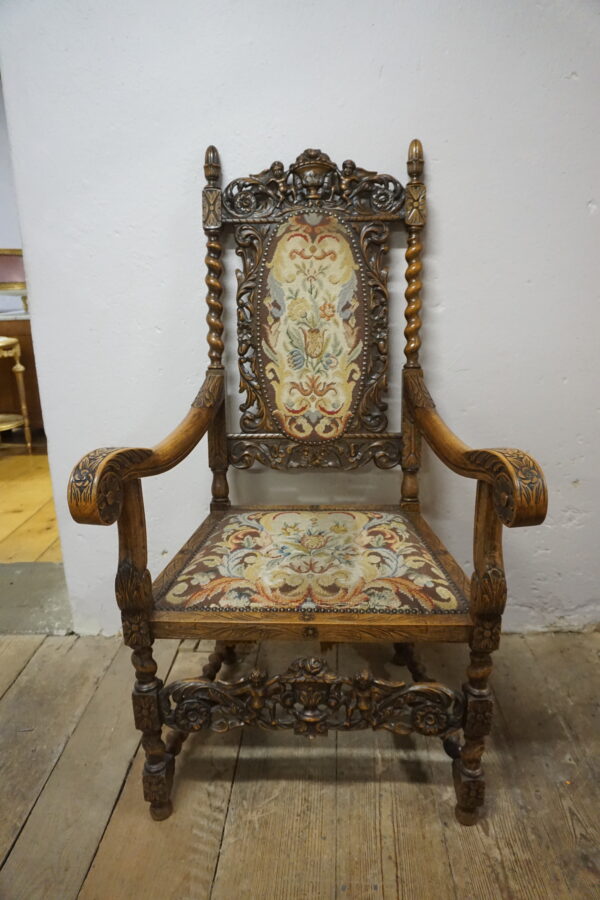 DOSTOJNY RZEŹBIONY FOTEL TRON GOBELIN