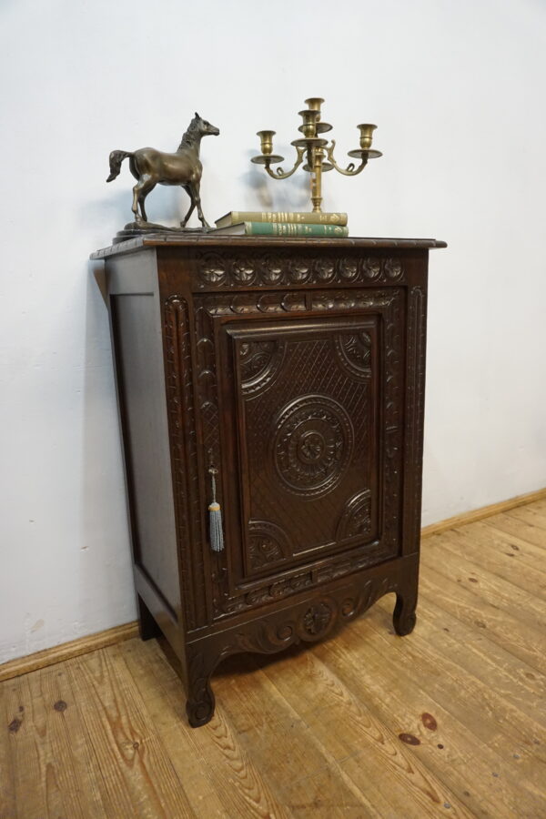 NIESPOTYKANA ZGRABNA KOMODA BRETOŃSKA