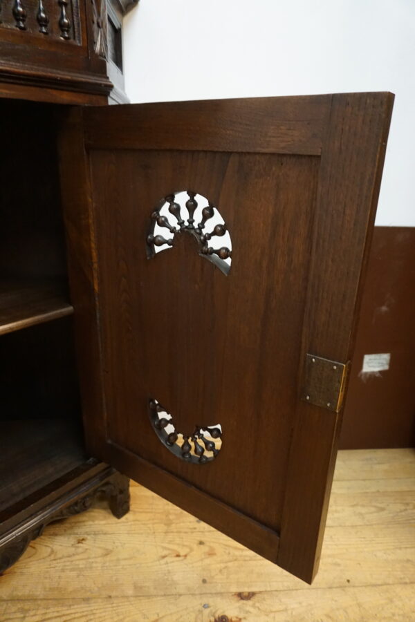 NIESPOTYKANA NAROŻNA KOMODA BRETOŃSKA