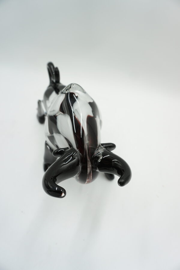 Szklana Figurka Dekoracyjna – Byk w Łaty BIAŁO CZARNY