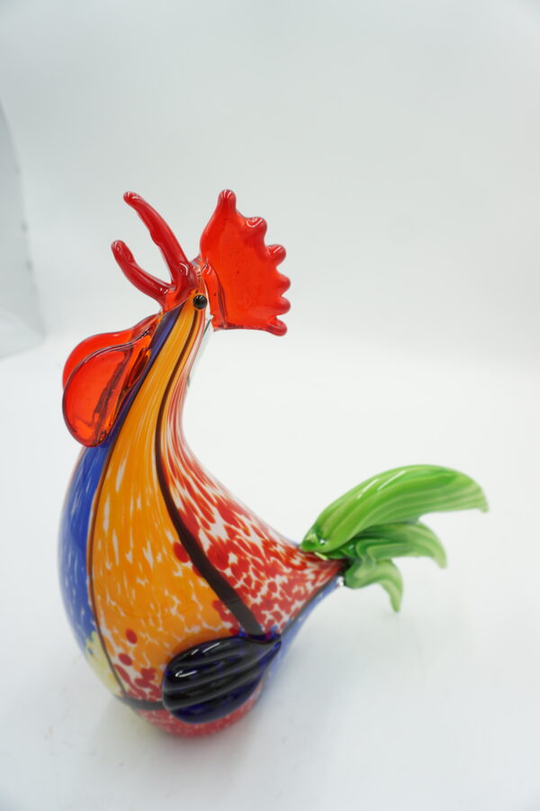 Szklana Figurka Dekoracyjna – Kogut w Nakrapiane Wzory