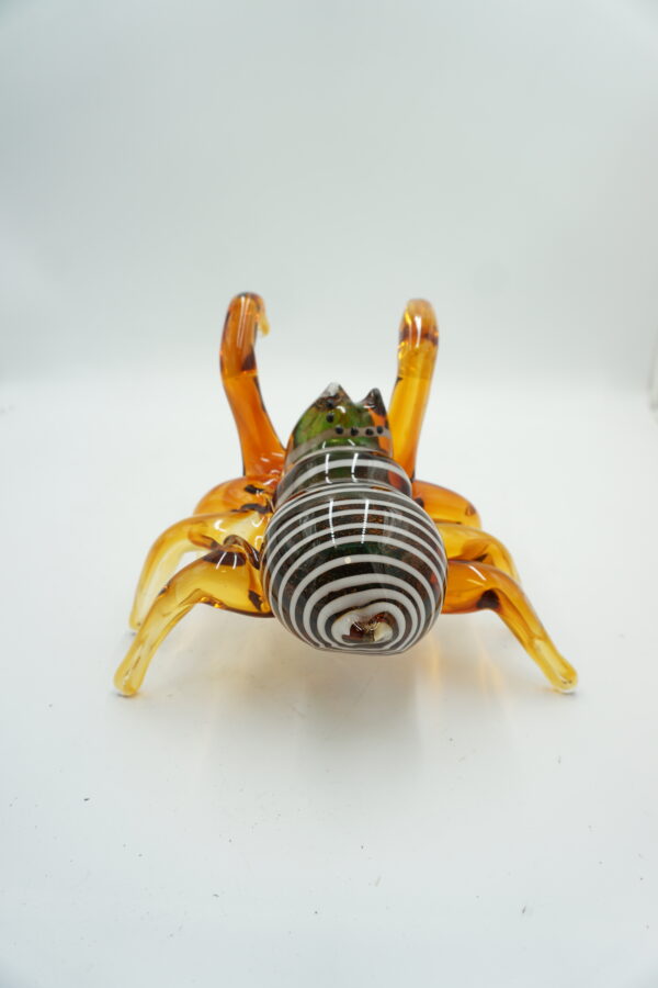 Szklana Figurka Dekoracyjna – pająk