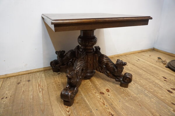 UNIKATOWY STÓŁ GABINETOWY – RZEŹBIONE PSY – PO RENOWACJI