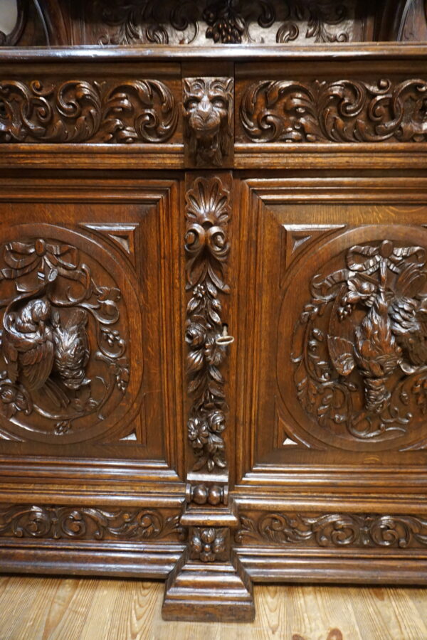 STARY MYŚLIWSKI BUFET KOMODA Z DUŻĄ BOGATO RZEŹBIONĄ NADSTAWKĄ ORYGINAŁ