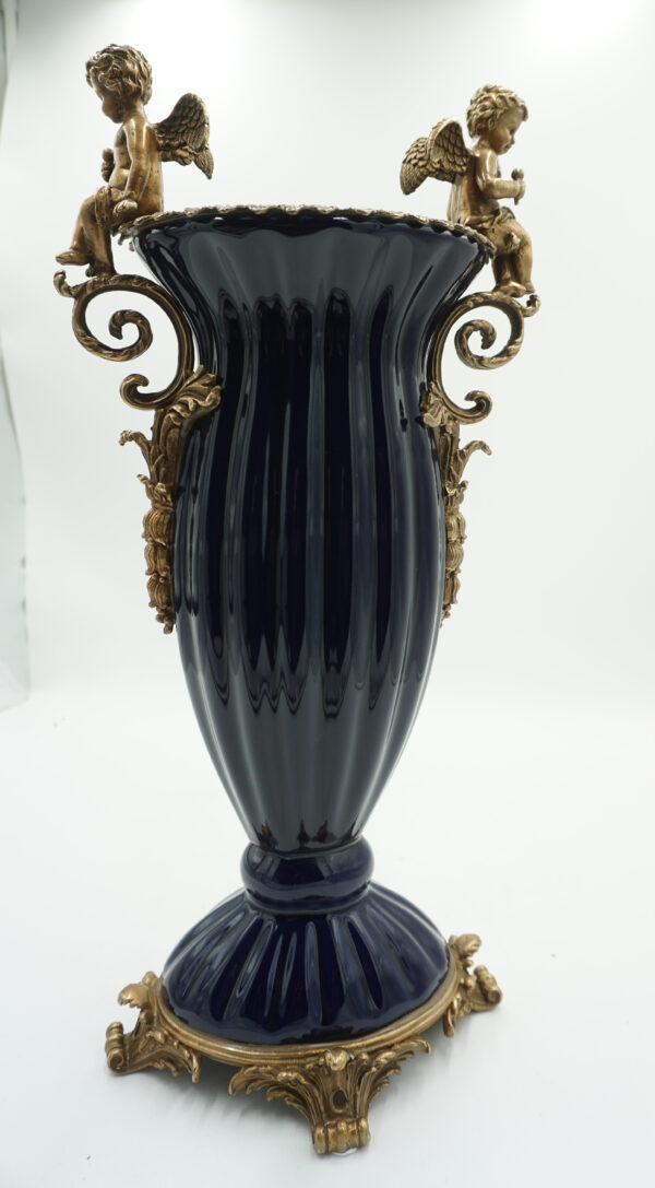 WAZON AMFORA BRĄZ+PORCELANA Aniołki Amorki 49cm