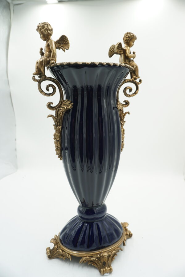 WAZON AMFORA BRĄZ+PORCELANA Aniołki Amorki 49cm