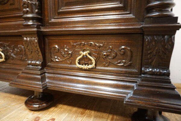 MONUMENTALNY KABINET NEORENESANSOWY – Figuralny bogato rzeźbiony