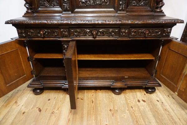 UNIKAT! Figuralny Kredens Bogato RZEŹBIONY BAROK DĄB RYCERZE