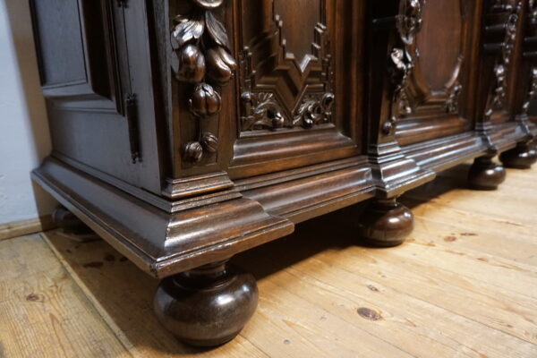 UNIKAT! Figuralny Kredens Bogato RZEŹBIONY BAROK DĄB RYCERZE