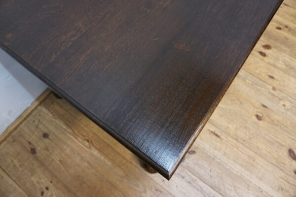 UNIKATOWY STÓŁ GABINETOWY – RZEŹBIONY MASZKARONY – PO RENOWACJI