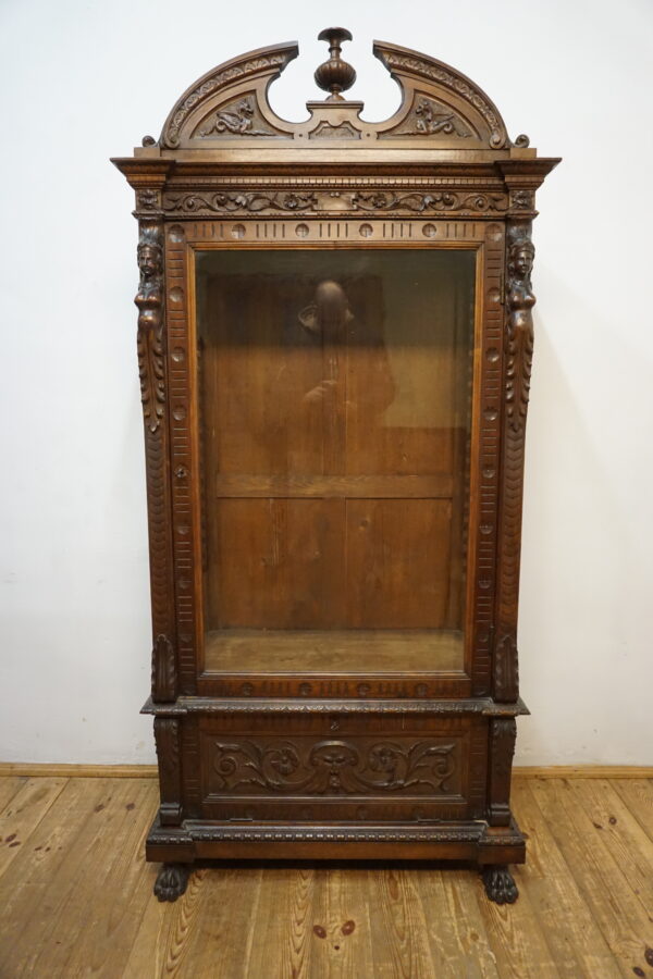 Stara serwantka witryna Orzech – Rzeźbiona, wys. 206 cm