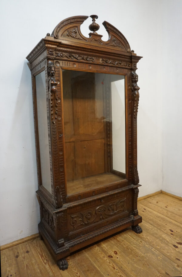 Stara serwantka witryna Orzech – Rzeźbiona, wys. 206 cm