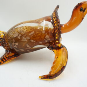 Elegancka Figura Szklana – Gigantyczny Żółw Morski