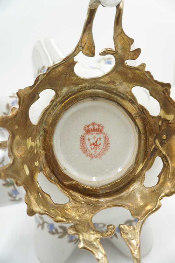 KOSZYCZEK PATERA BIAŁA PORCELANA Z BRĄZEM