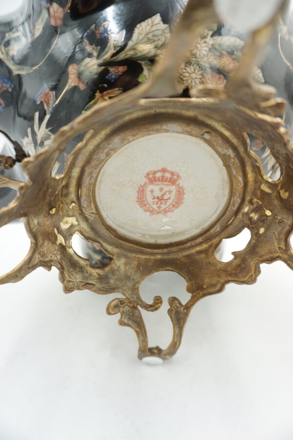KOSZYCZEK PATERA PORCELANA Z BRĄZEM