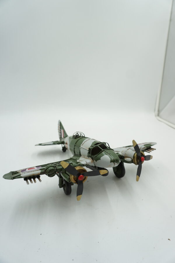 Dekoracyjny Model Metalowy – Samolot Wojskowy