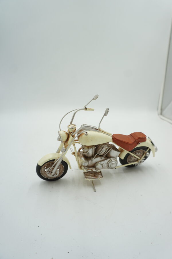 Dekoracyjny Model Metalowy – Motocykl Chopper