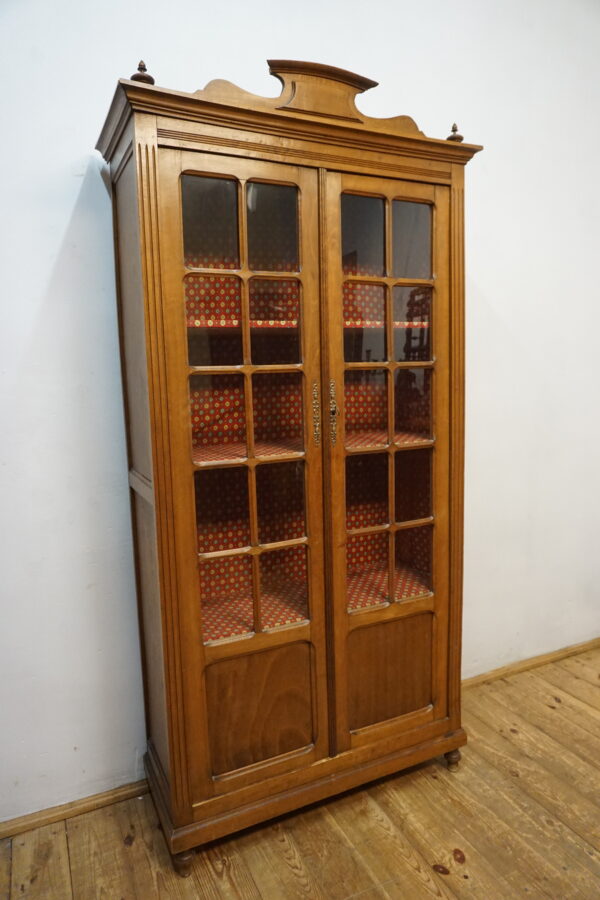 Witryna biblioteczka zgrabna Francja
