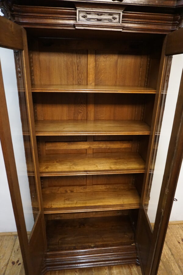 Unikatowa Biblioteka Gabinetowa Dąb